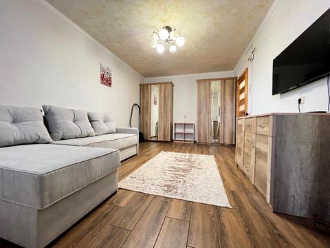 квартира за адресою Ревуцького вул., 42-А