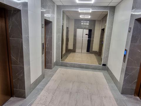 комерційна за адресою Андрія Верхогляда вул. (Михайла Драгомирова), 4Б