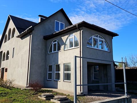 будинок за адресою Приозерна вул.