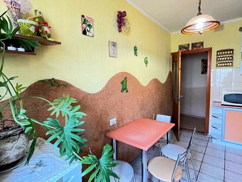 квартира по адресу Червоной Калины просп., 74