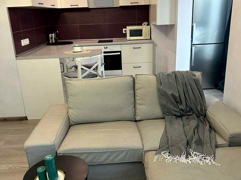 квартира по адресу Практичная ул., 4