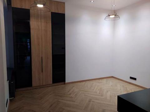 коммерческая по адресу Спиридоновская ул., 8