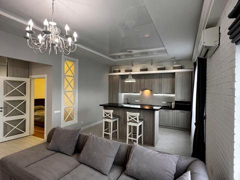 квартира за адресою Дмитра Луценка вул. (Крейсера "Аврора"), 8