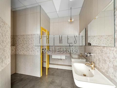 коммерческая по адресу Кловский спуск, 7a