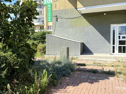 коммерческая по адресу Владимира Ивасюка просп. (Героїв Сталінграду), 12-Г