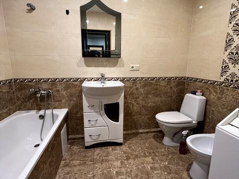 квартира за адресою Жасминова вул., 5б