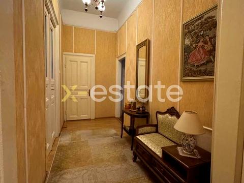 квартира за адресою Митрополита Андрея вул., 4