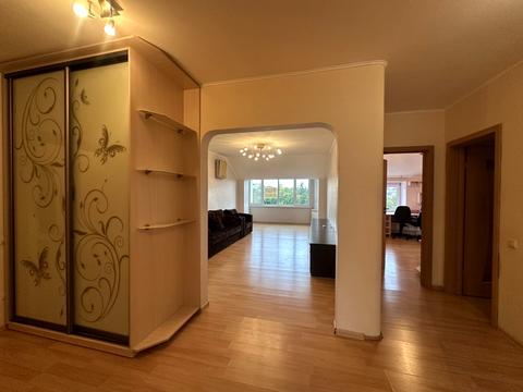квартира за адресою Гетьмана Петра Дорошенка вул., 28в