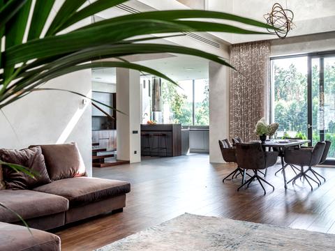 дом по адресу Салютна