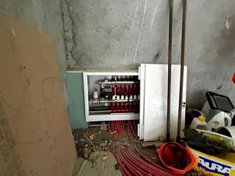 комерційна за адресою Метрологічна вул., 111