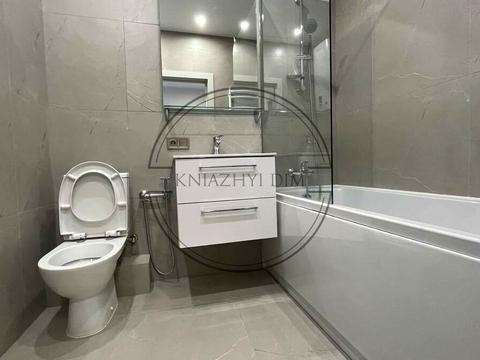 квартира за адресою Дніпровська набережна вул., 17В