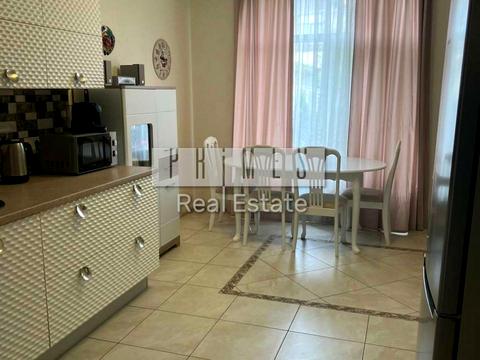 будинок за адресою Абрикосова вул.