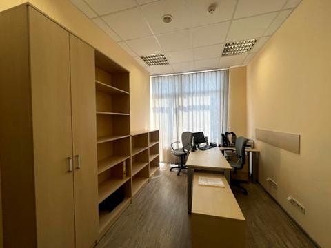 коммерческая по адресу Антоновича ул. (Горького), 33в