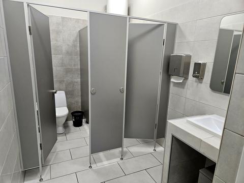 комерційна за адресою Борщагівська вул., 154