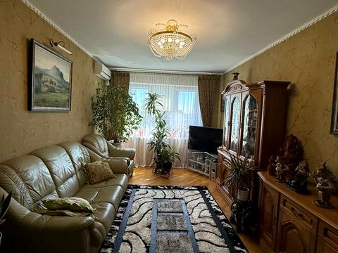 квартира за адресою Небесної Сотні просп. (Маршала Жукова), 4/1