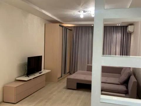 квартира за адресою Гранітна вул., 3