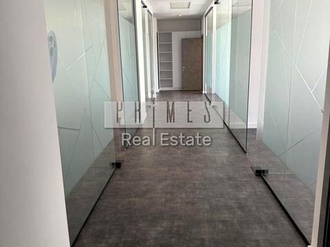 комерційна за адресою Михайла Максимовича вул. (Онуфрія Трутенка), 8