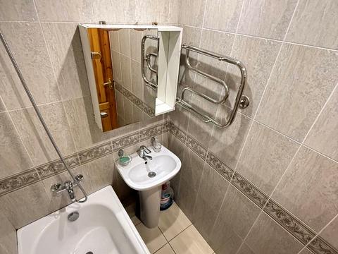 квартира за адресою Дніпро, Героїв просп., 11