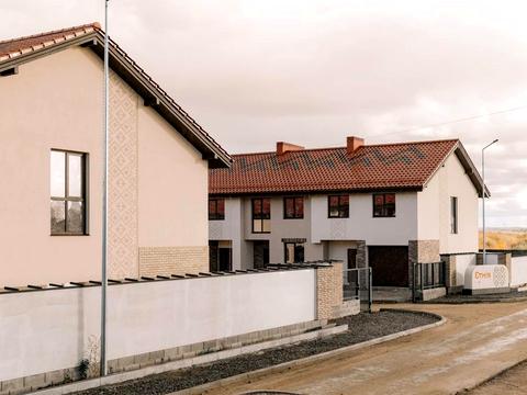 будинок за адресою Березова