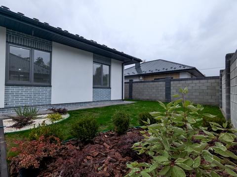 будинок за адресою Успішна, 24/7