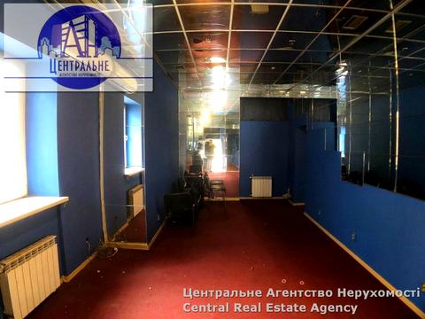 комерційна за адресою Сагайдачного, 25