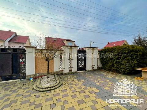 будинок за адресою Коритнянська вул., 1