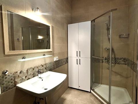 квартира за адресою Під Дубом вул. (Космонавтів), 26-Б