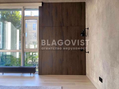 квартира за адресою Джона Маккейна вул. (Івана Кудрі), 7