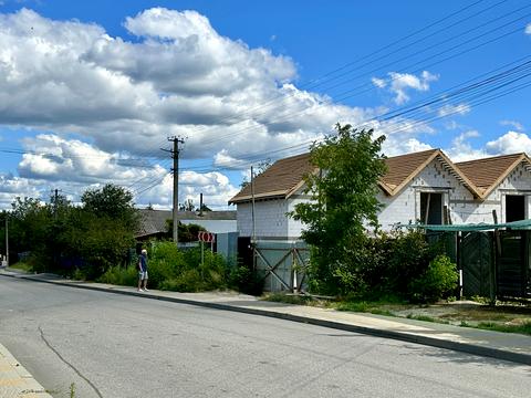 дом по адресу с. Лесники, Виноградная ул., 1