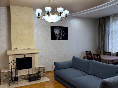квартира за адресою Дмитрівська вул., 13