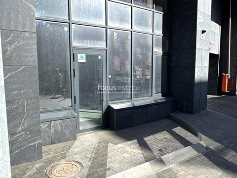 комерційна за адресою Правобережна вул., 2/14