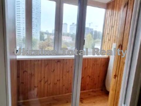 квартира за адресою Гетьмана Кирила Розумовського вул. (Миколи Краснова), 12-А