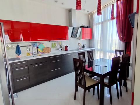 квартира за адресою Володимира Івасюка просп. (Героїв Сталінграду), 8-А