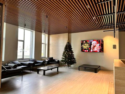 комерційна за адресою проспект Перемоги, 11