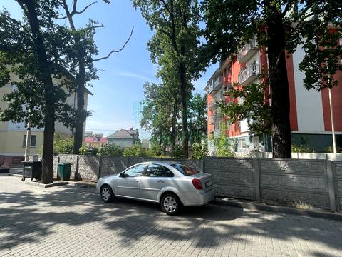ділянка за адресою Щаслива вул., 25