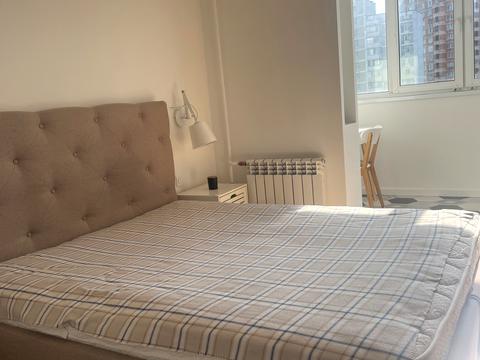 квартира за адресою Срібнокільська вул., 8