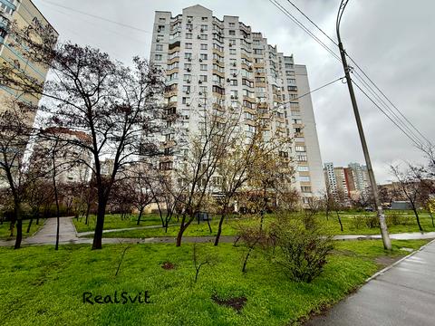 квартира за адресою Петра Григоренка просп., 15