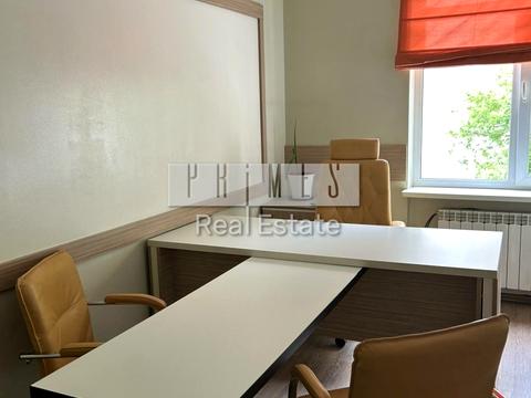 комерційна за адресою Глибочицька вул., 40