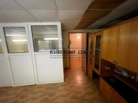 комерційна за адресою Михайла Донця вул., 19