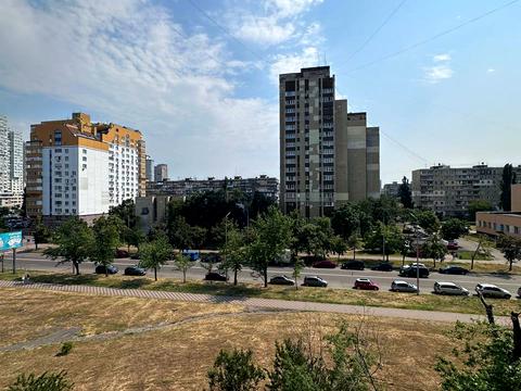 квартира по адресу Павла Тычины просп., 5