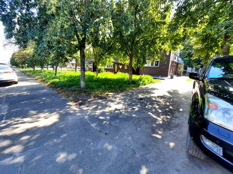 участок по адресу Харьковское шоссе, 180