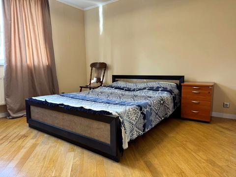 будинок за адресою 4-та Садова, 1
