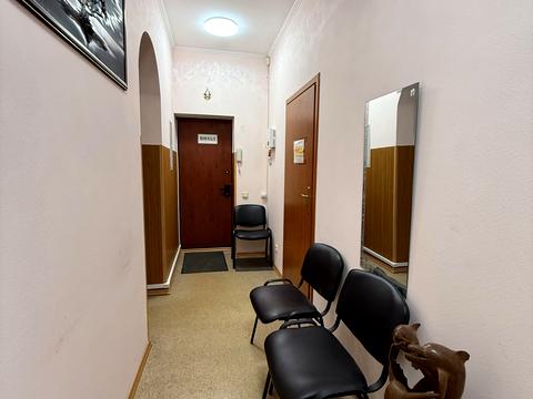 комерційна за адресою Чоколівський бульв., 30