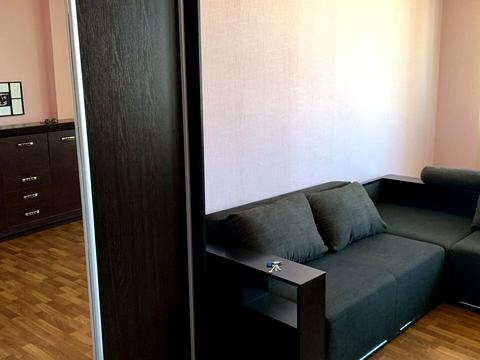 кімната за адресою Анни Ахматової, 48 А