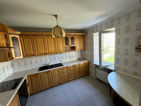 квартира за адресою Срібнокільська вул., 20