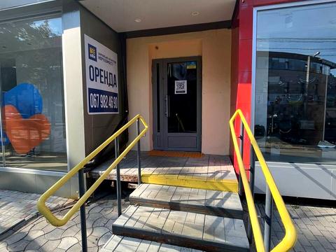 комерційна за адресою Отакара Яроша вул., 21