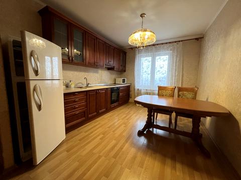 квартира за адресою Тетяни Яблонської вул., 6