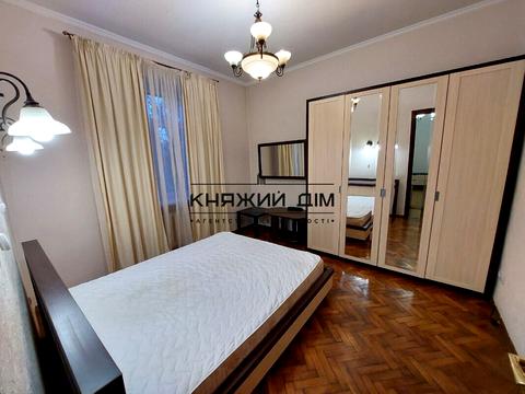 квартира за адресою Івана Мазепи вул. (Січневого Повстання), 3