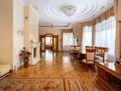 будинок за адресою с. Вишеньки, Миру вул.
