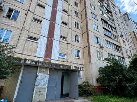 квартира по адресу Червоной Калины просп. (Владимира Маяковского), 81